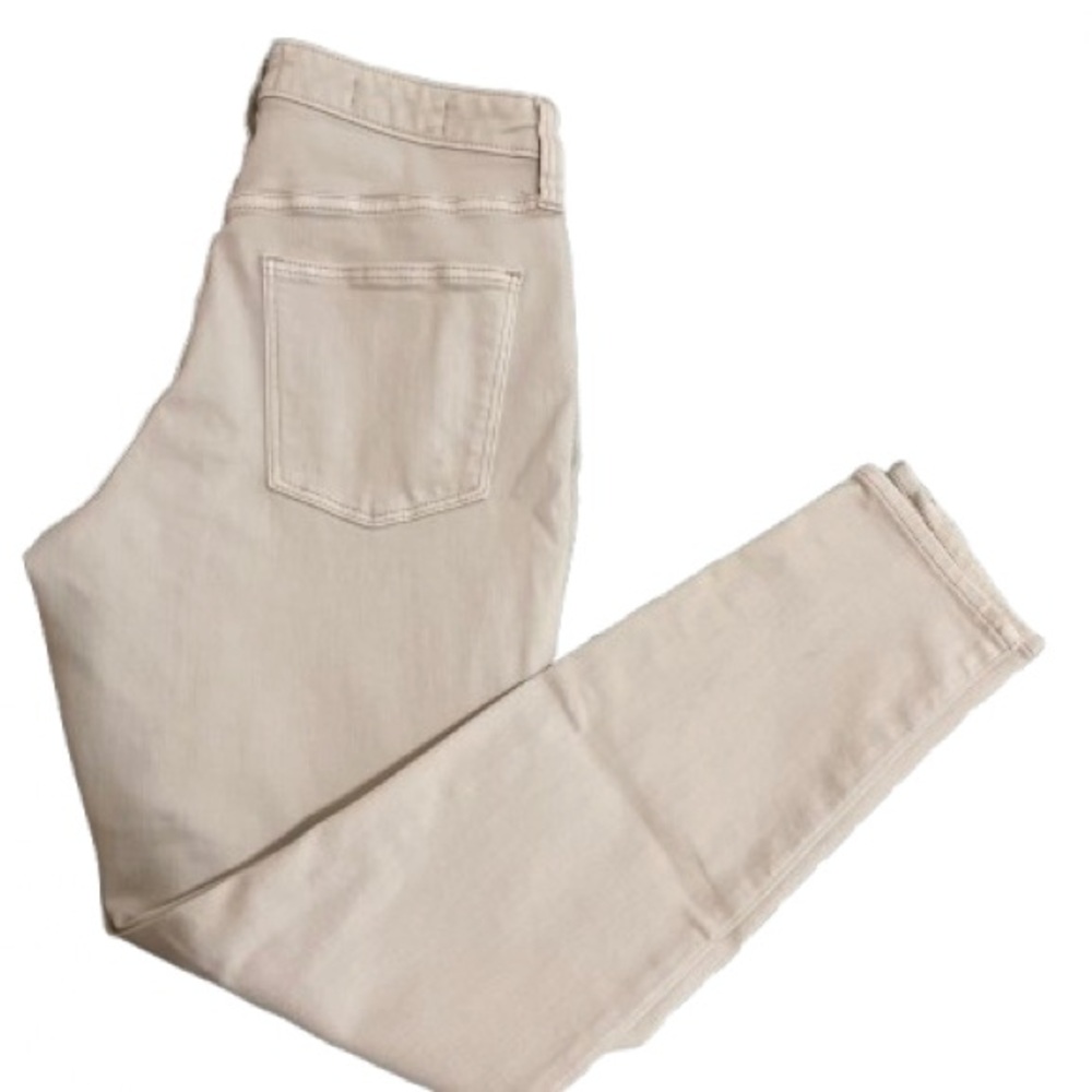 Universal Thread OffWhite Stretch Denim Size 10 R High Skinny
